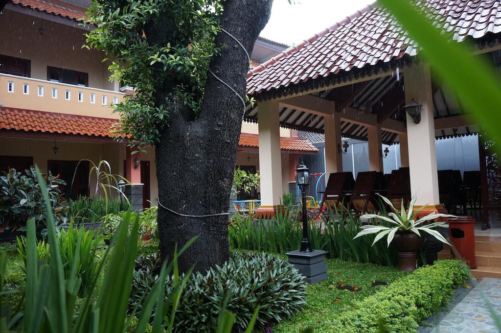 3C Familia Residence Yogyakarta Exteriör bild
