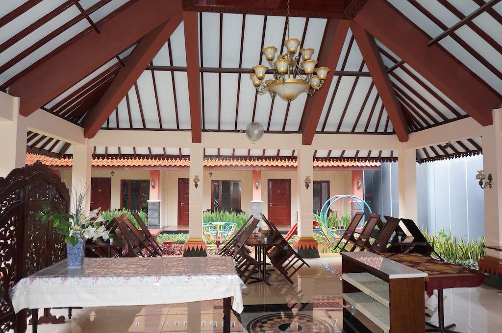3C Familia Residence Yogyakarta Exteriör bild